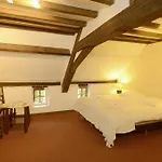 Bed & Breakfast Ferme De Leuze Rustieke Nabij Durbuy, Eigen Laadpalen