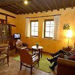 Ferme De Leuze Rustieke Nabij Durbuy, Eigen Laadpalen Bed & Breakfast 2*