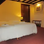 Ferme De Leuze Rustieke Nabij Durbuy, Eigen Laadpalen Bed & Breakfast 2*