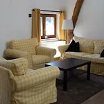 Ferme De Leuze Rustieke Nabij Durbuy, Eigen Laadpalen Bed & Breakfast 2*