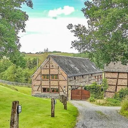 Ferme De Leuze Rustieke Nabij Durbuy, Eigen Laadpalen فندق مبيت وإفطار 2*