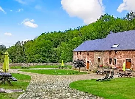 Ferme De Leuze Rustieke Nabij Durbuy, Eigen Laadpalen