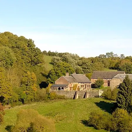 Bed & Breakfast Ferme De Leuze Rustieke Nabij Durbuy, Eigen Laadpalen Somme-Leuze