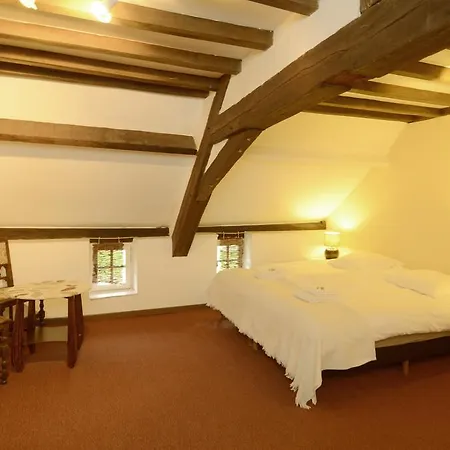 فندق مبيت وإفطار Ferme De Leuze Rustieke Nabij Durbuy, Eigen Laadpalen