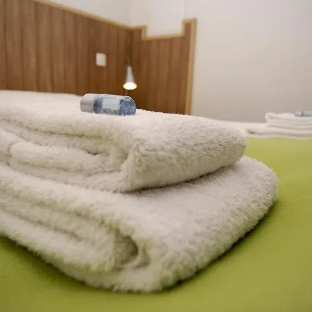 Ferme De Leuze Rustieke Nabij Durbuy, Eigen Laadpalen Bed & Breakfast Somme-Leuze