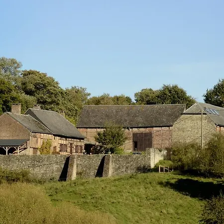 Ferme De Leuze Rustieke Nabij Durbuy Couette-café Somme-Leuze