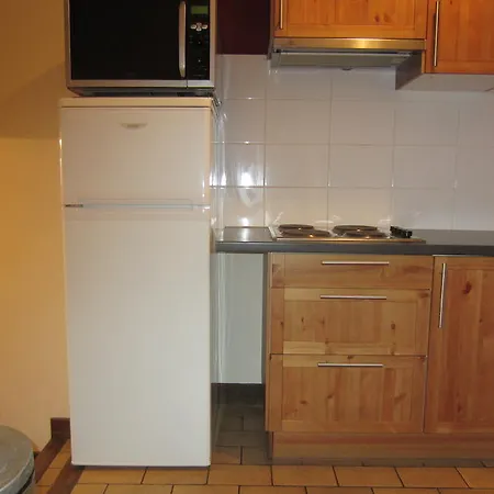 فندق مبيت وإفطار Ferme De Leuze Rustieke Nabij Durbuy, Eigen Laadpalen